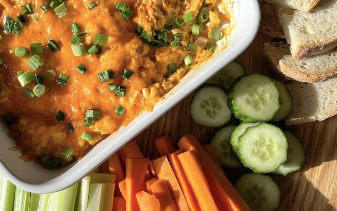 Healthy Buffalo Chicken Dip