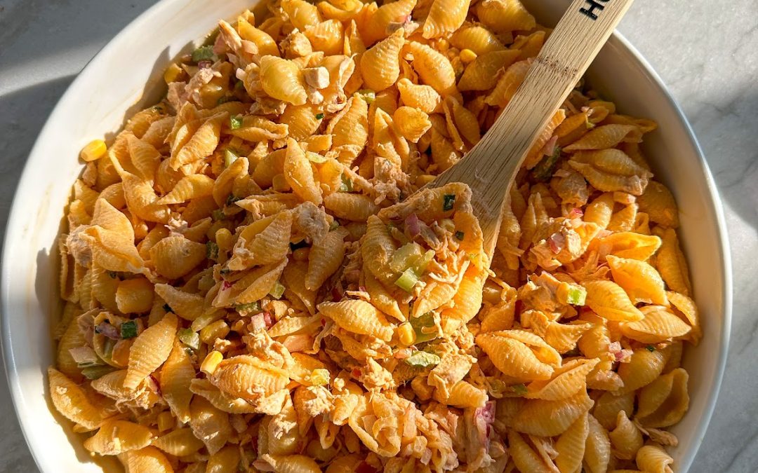 Easy Buffalo Chicken Pasta Salad