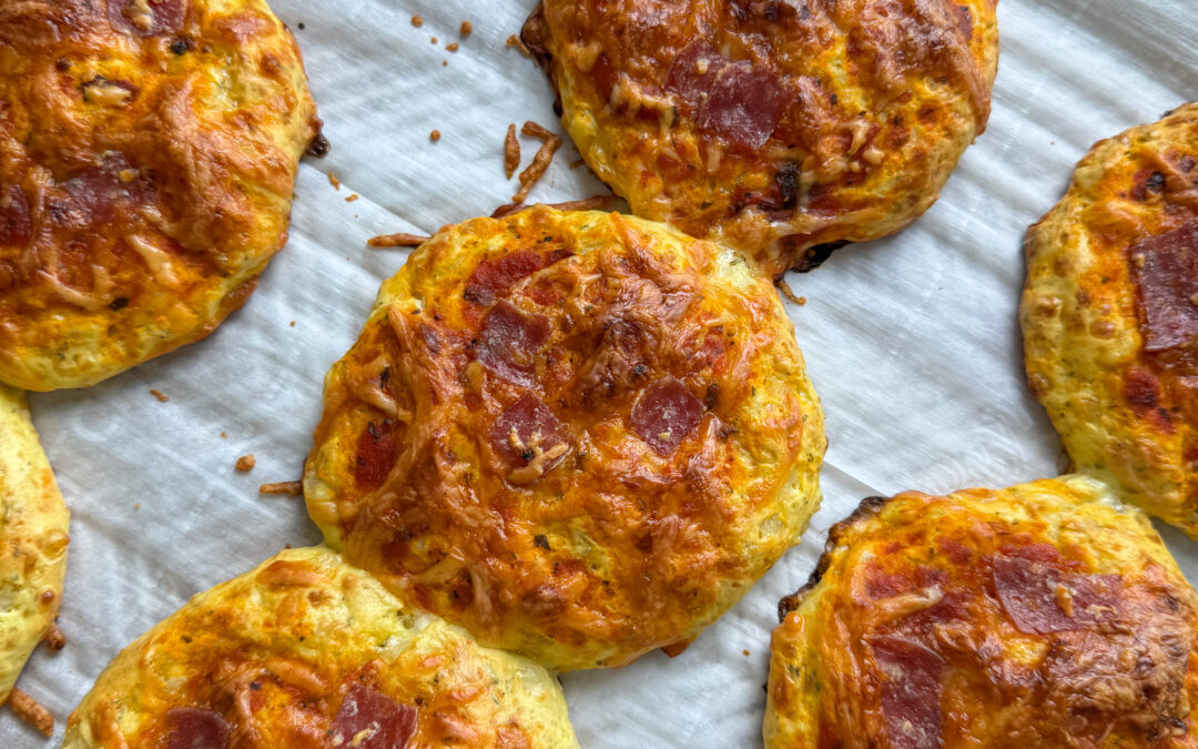 Cottage Cheese Pizza Buns
