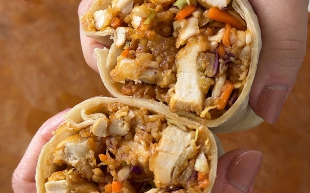 Sweet & spicy chicken crunch wraps