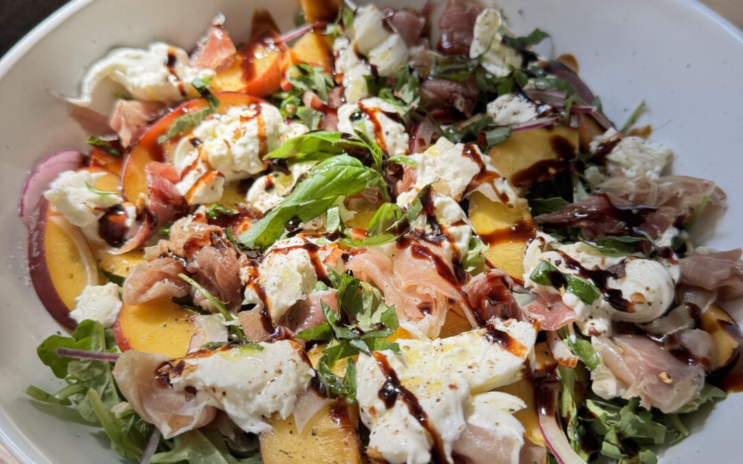 Summer Peach Burrata Salad (Easy Summer Salad)