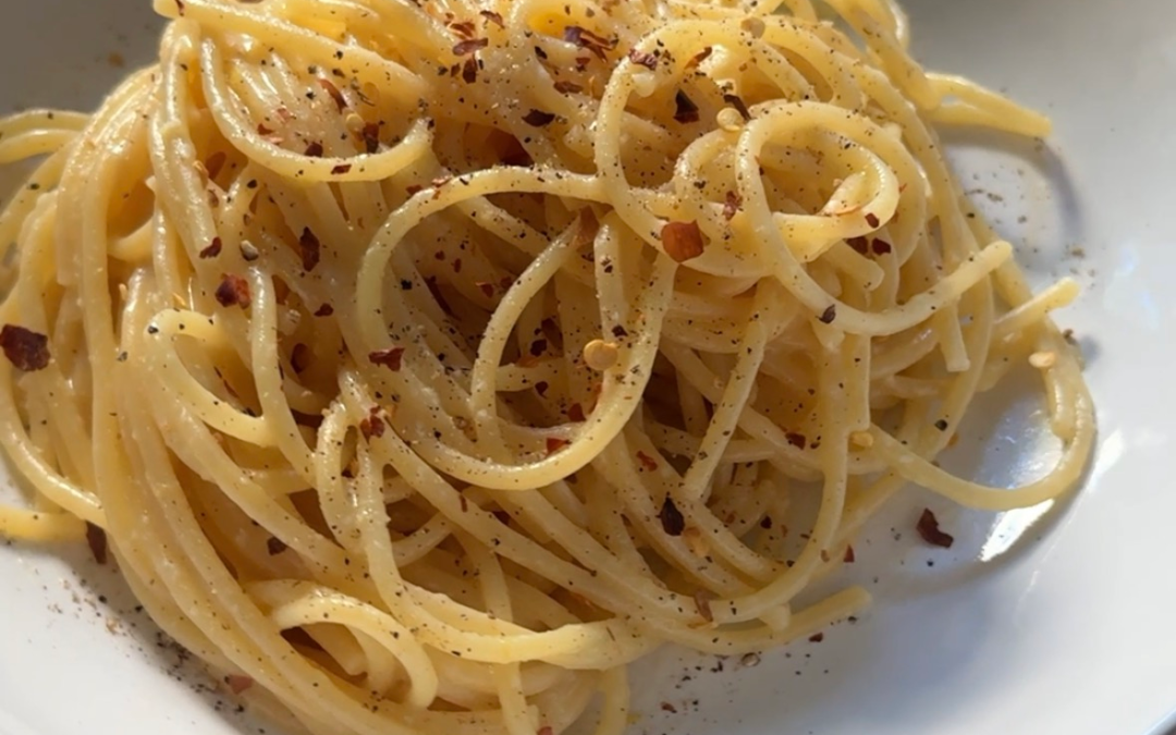 One Pot Pasta al Limone (Easy 15-Minute Dinner)