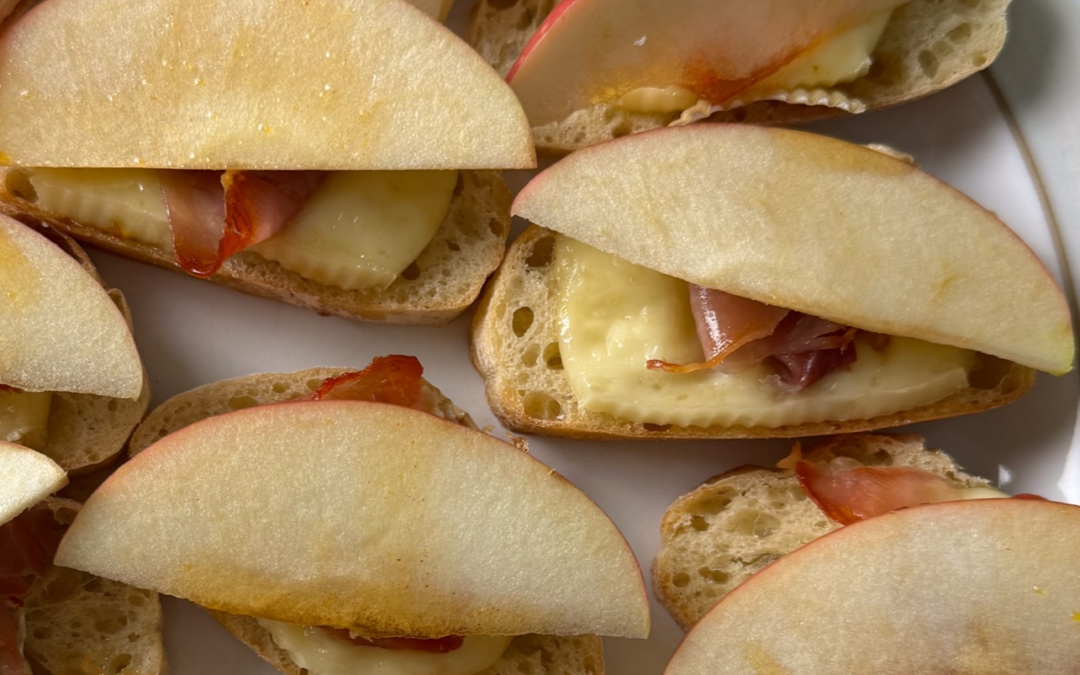 Apple and Brie Crostini