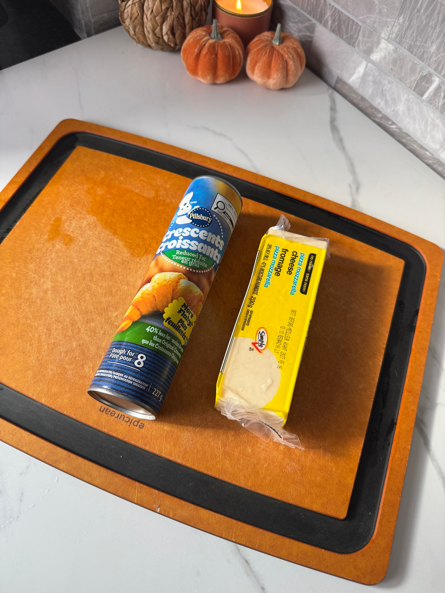 Crescent roll dough and mozzarella cheese for mozzarella spiders