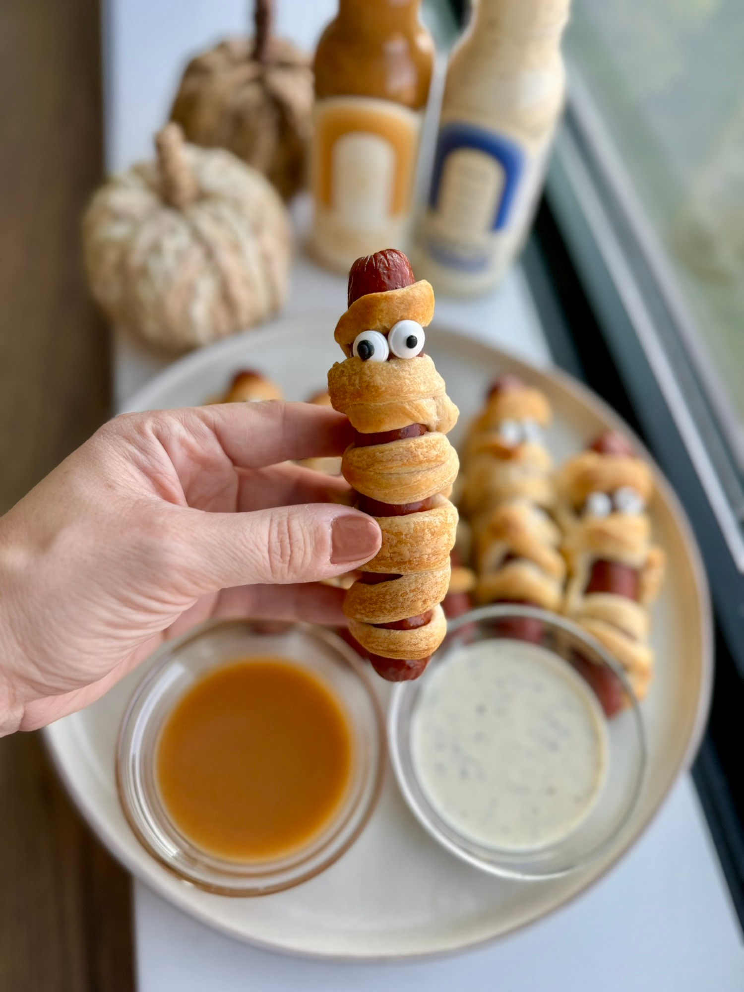 Mummy Dogs (Easy Halloween Appetizer for Kids)